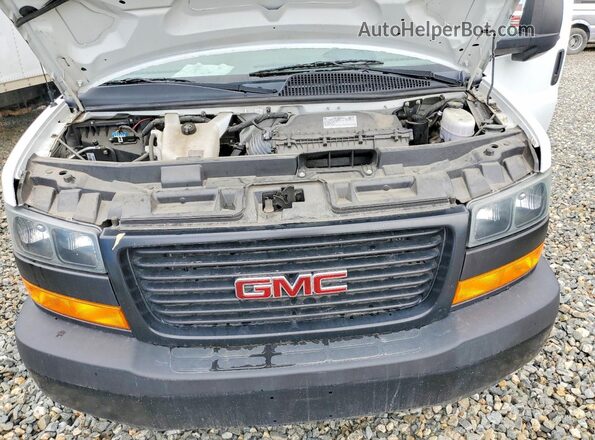 7GZ37TC76NN010404 2022 GMC SAVANA White 