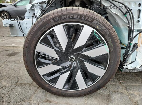 7JDEV3VL1SG020206 2025 VOLVO EX90 White 