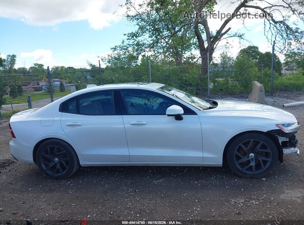 7JR102FK1LG041484 2020 VOLVO S60 White Widok wnętrza z tyłu