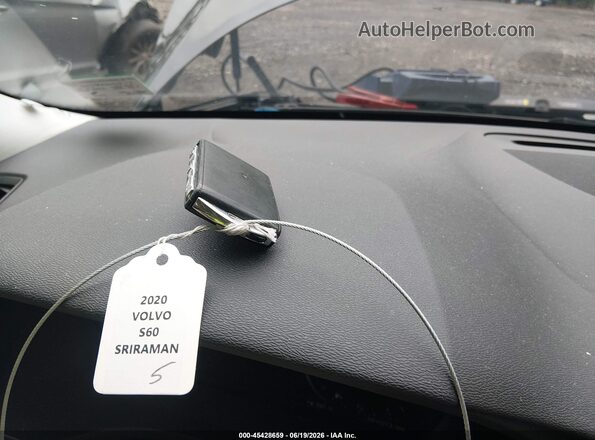 7JR102FK3LG065656 2020 VOLVO S60 Black Dashboard view