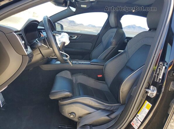 7JR102FM0KG006497 2019 VOLVO S60 Black Widok wnętrza z przodu