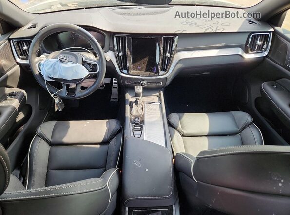 7JR102TM1MG108558 2021 VOLVO S60 White Առջևի վահանակի տեսք