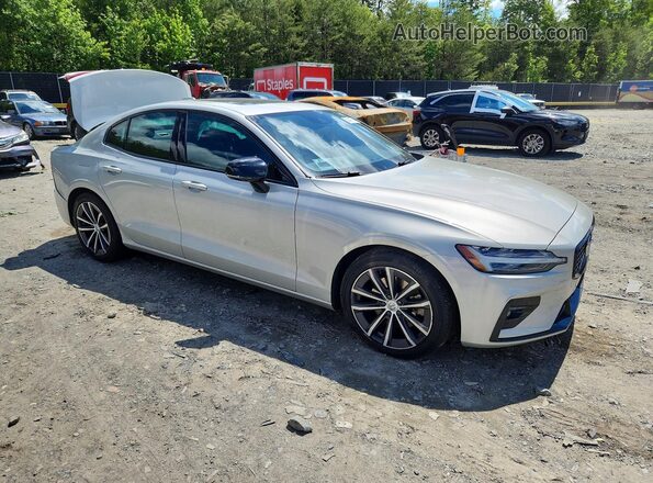 7JR102TZ2MG107821 2021 VOLVO S60 Gray Առջևի աջ