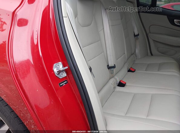 7JRA22TK0LG073082 2020 VOLVO S60 Red VIN კოდის სტიკერის ხედი