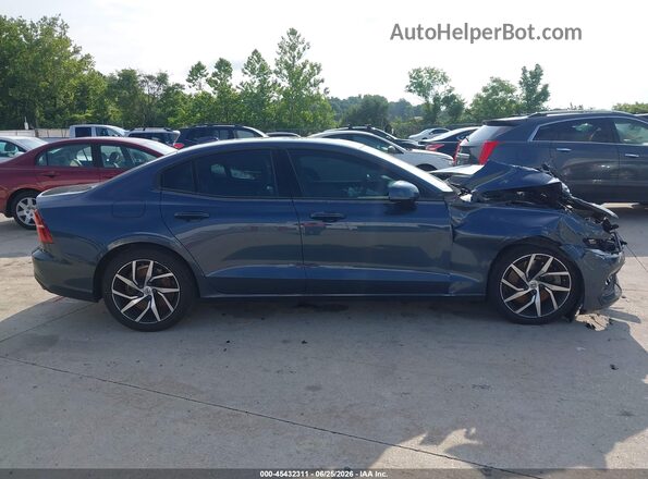 7JRA22TK6LG045691 2020 VOLVO S60 Синий Вид задней части салона