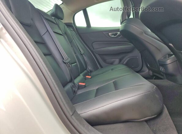 7JRA22TK7KG003545 2019 VOLVO S60 Серебряный Вид задних сидений
