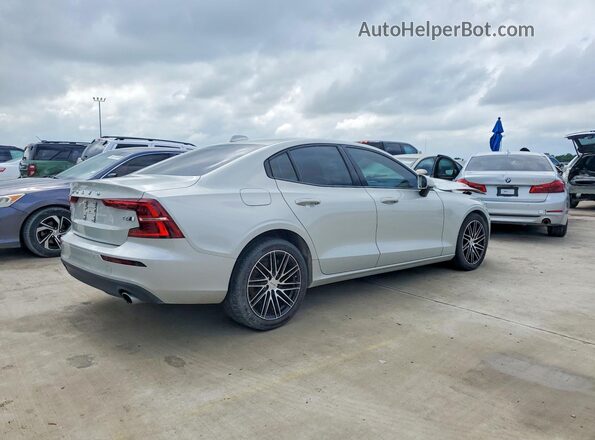 7JRA22TK7KG003545 2019 VOLVO S60 Серебряный Задняя правая четверть