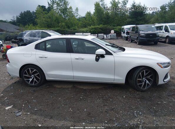 7JRA22TK8LG046910 2020 VOLVO S60 Белый Вид щитка приборов