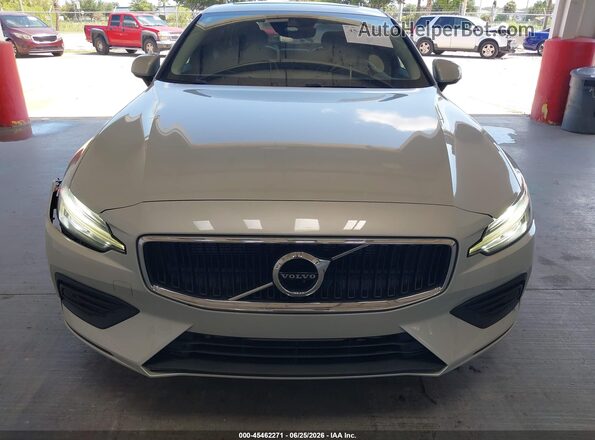 7JRA22TKXKG006701 2019 VOLVO S60 Silver Սարքավորումների վահանակի տեսք