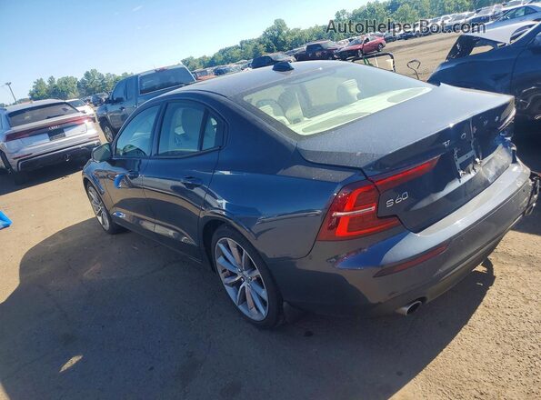 7JRA22TKXMG080302 2021 VOLVO S60 Синий Задняя левая четверть
