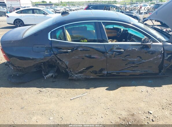7JRA22TL6LG063990 2020 VOLVO S60 Black Front view