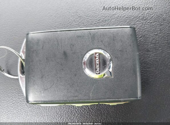 7JRH60FD5NG192477 2022 VOLVO S60 RECHARGE PLUG-IN HYBRID Black Vista del salpicadero