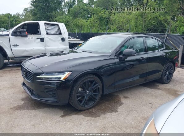 7JRH60FD5NG192477 2022 VOLVO S60 RECHARGE PLUG-IN HYBRID Black Vista tres cuartos delantera izquierda