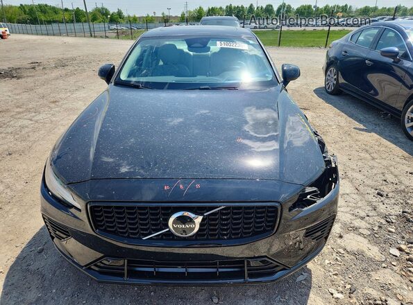 7JRH60FM6RG314785 2024 VOLVO S60 Black Front view