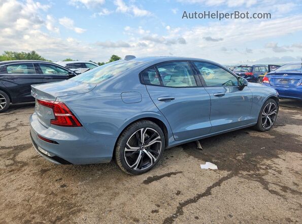 7JRL12FK8RG309381 2024 VOLVO S60 Синий Задняя правая четверть