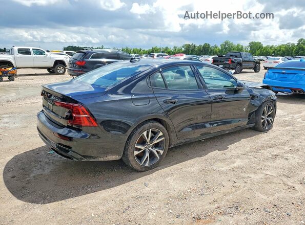 7JRL12FL0RG315636 2024 VOLVO S60 Черный Задняя правая четверть