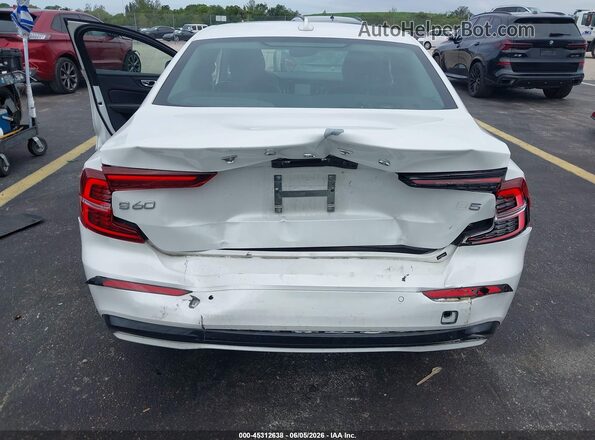 7JRL12FLXRG284511 2024 VOLVO S60 Белый Вид щитка приборов