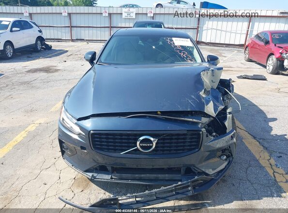 7JRL12FZ3NG153824 2022 VOLVO S60 Gray Widok deski rozdzielczej