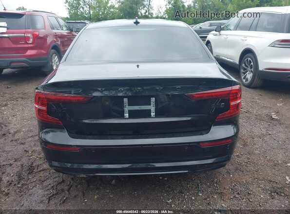 7JRL12TH3RG289243 2024 VOLVO S60 Black 