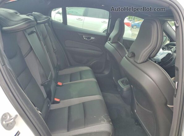 7JRL12TH5RG297330 2024 VOLVO S60 White Vista de los asientos traseros
