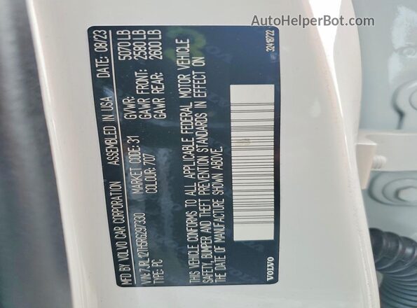 7JRL12TH5RG297330 2024 VOLVO S60 White Vista del compartimento del motor
