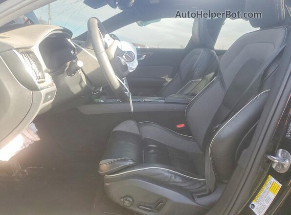 7JRL12TH8RG315643 2024 VOLVO S60 Black Սալոնի դիմացի տեսք