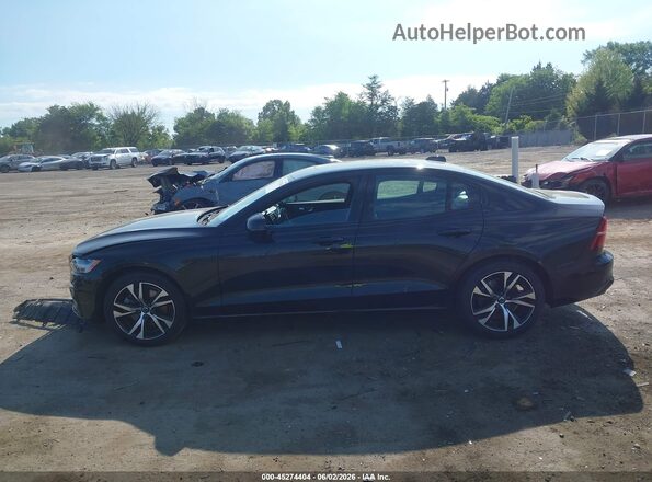 7JRL12TK5RG297324 2024 VOLVO S60 Черный 