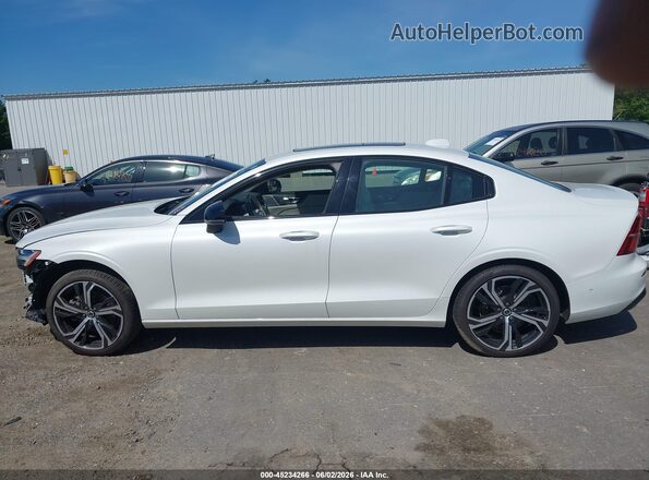 7JRL12TL0RG326575 2024 VOLVO S60 White 