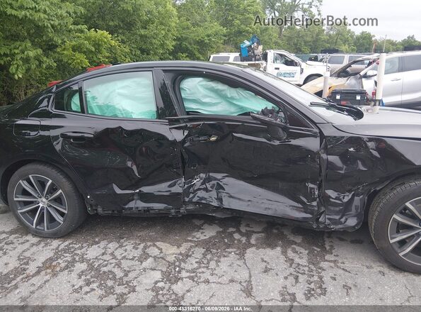 7JRL12TZ6NG174011 2022 VOLVO S60 Черный Вид спереди
