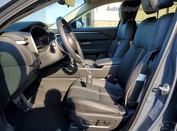 7MMVAABW4SN141136 2025 MAZDA CX-5 Gray Front interior view