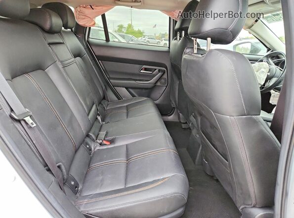 7MMVAADW4SN133132 2025 MAZDA CX-5 White Вид задньої частини салону