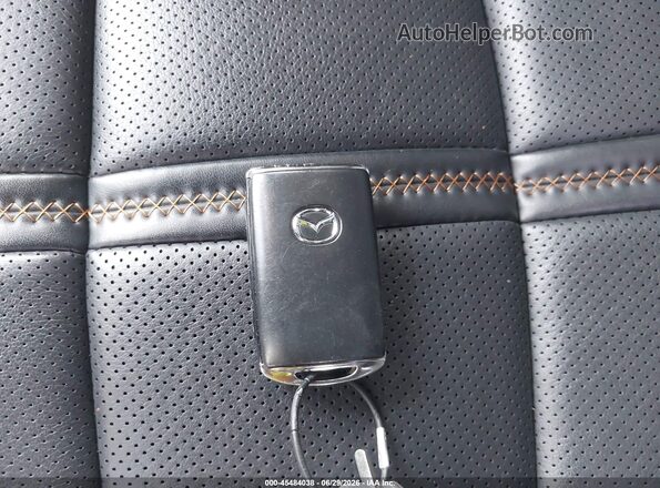 7MMVAADW6SN131334 2025 MAZDA CX-50 HYBRID Black წინა პანელის ხედი
