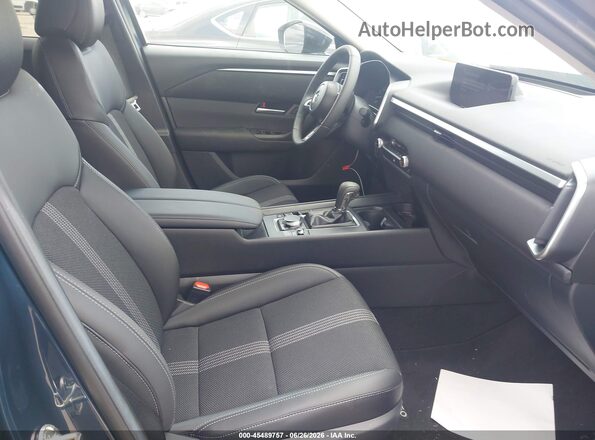 7MMVABALXTN497105 2026 MAZDA CX-5 Blue Вид салону спереду