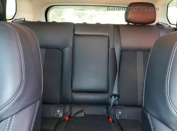 7MMVABAM2RN205335 2024 MAZDA CX-5 Red Rear seats view