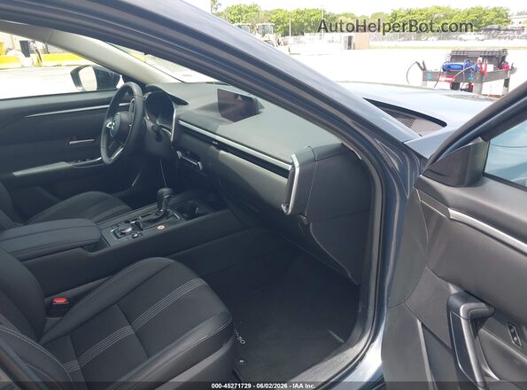 7MMVABBL0TN454083 2026 MAZDA CX-5 Gray Вид салону спереду