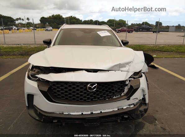 7MMVABBL3TN486056 2026 MAZDA CX-5 White Widok wnętrza z tyłu