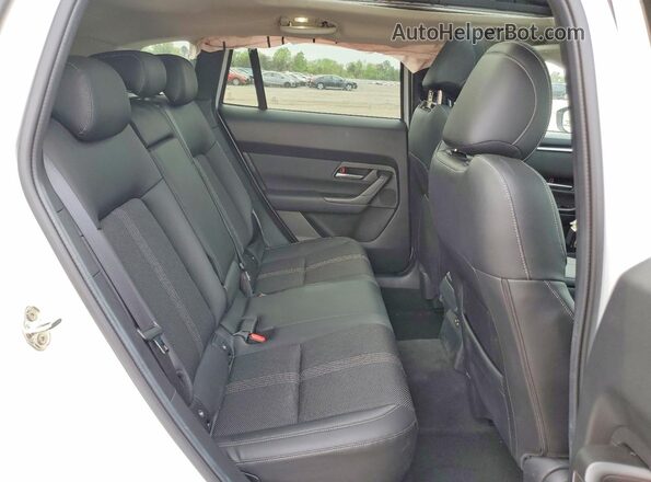 7MMVABCM2PN112504 2023 MAZDA CX-5 White Widok wnętrza z tyłu
