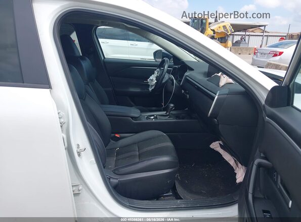 7MMVABCM5PN153418 2023 MAZDA CX-5 White Вид салону спереду