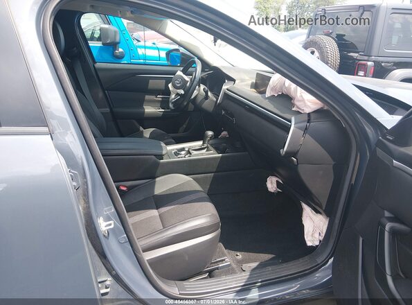 7MMVABDM8RN244068 2024 MAZDA CX-5 Blue Widok wnętrza z przodu
