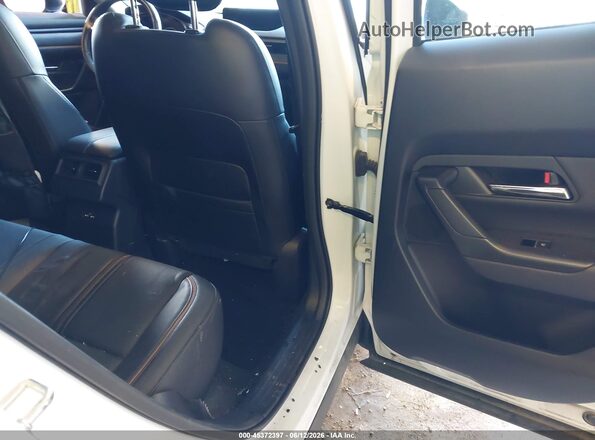 7MMVABEM0PN121828 2023 MAZDA CX-5 White VIN sticker view