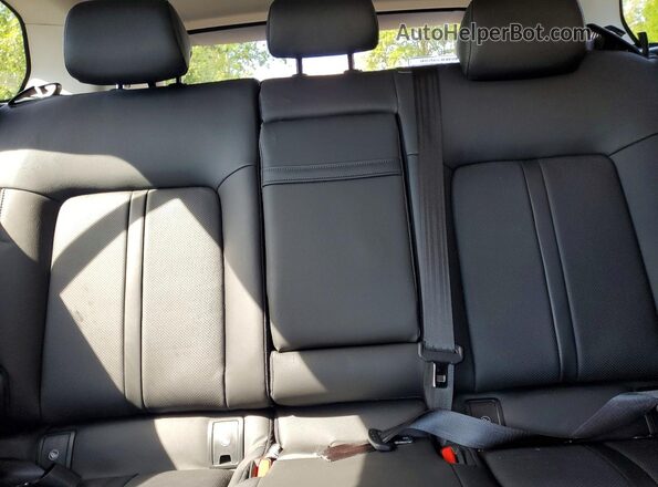 7MMVABEY0TN473482 2026 MAZDA CX-5 Red Rear seats view