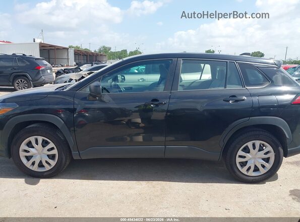 7MUAAAAG5RV073044 2024 TOYOTA COROLLA CROSS Black 
