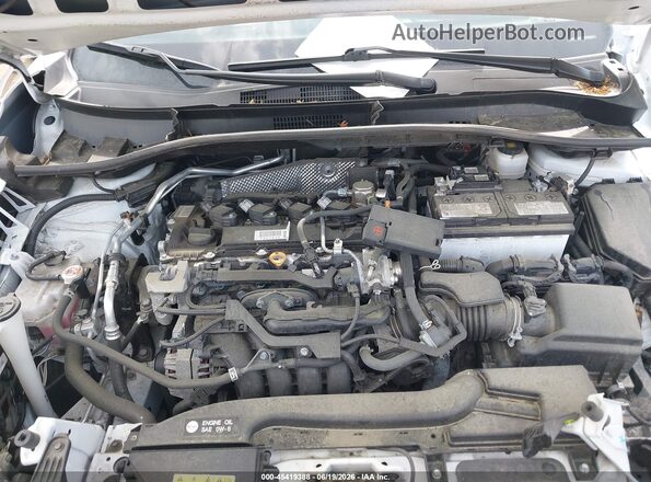 7MUBAABG9RV096359 2024 TOYOTA COROLLA CROSS White Вид ззаду