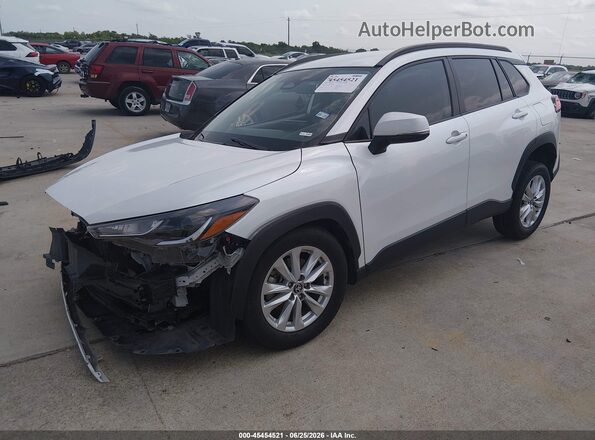 7MUCAAAG7PV059927 2023 TOYOTA COROLLA CROSS Белый Передняя левая четверть