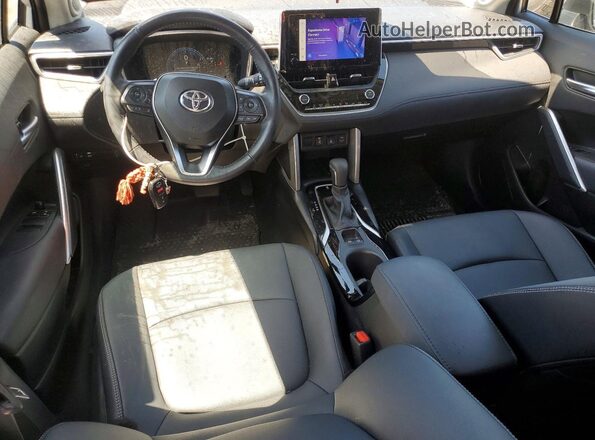 7MUDAAAG4PV048307 2023 TOYOTA COROLLA Silver Առջևի վահանակի տեսք