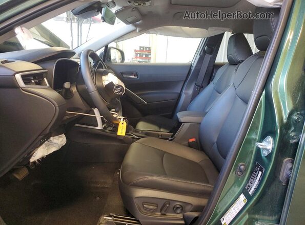 7MUDAABG0SV122300 2025 TOYOTA COROLLA Зеленый Вид салона спереди