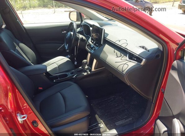 7MUDAABG2PV072653 2023 TOYOTA COROLLA CROSS Red Вид салону спереду