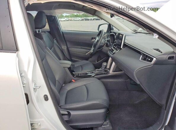 7MUDAABG4SV120968 2025 TOYOTA COROLLA White Սալոնի դիմացի տեսք