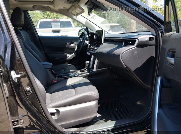 7MUDAABG5RV097968 2024 TOYOTA COROLLA CROSS Black Widok wnętrza z przodu