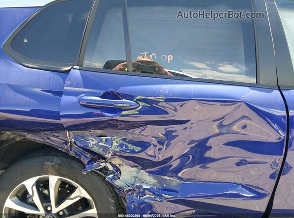 7MUDAABG5SV138797 2025 TOYOTA COROLLA CROSS Blue VIN კოდის სტიკერის ხედი